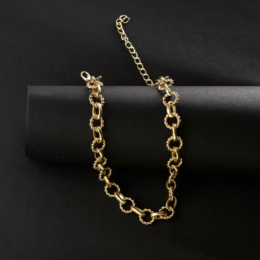 Elegant Gold-Plated Twisted Link Chain Necklace